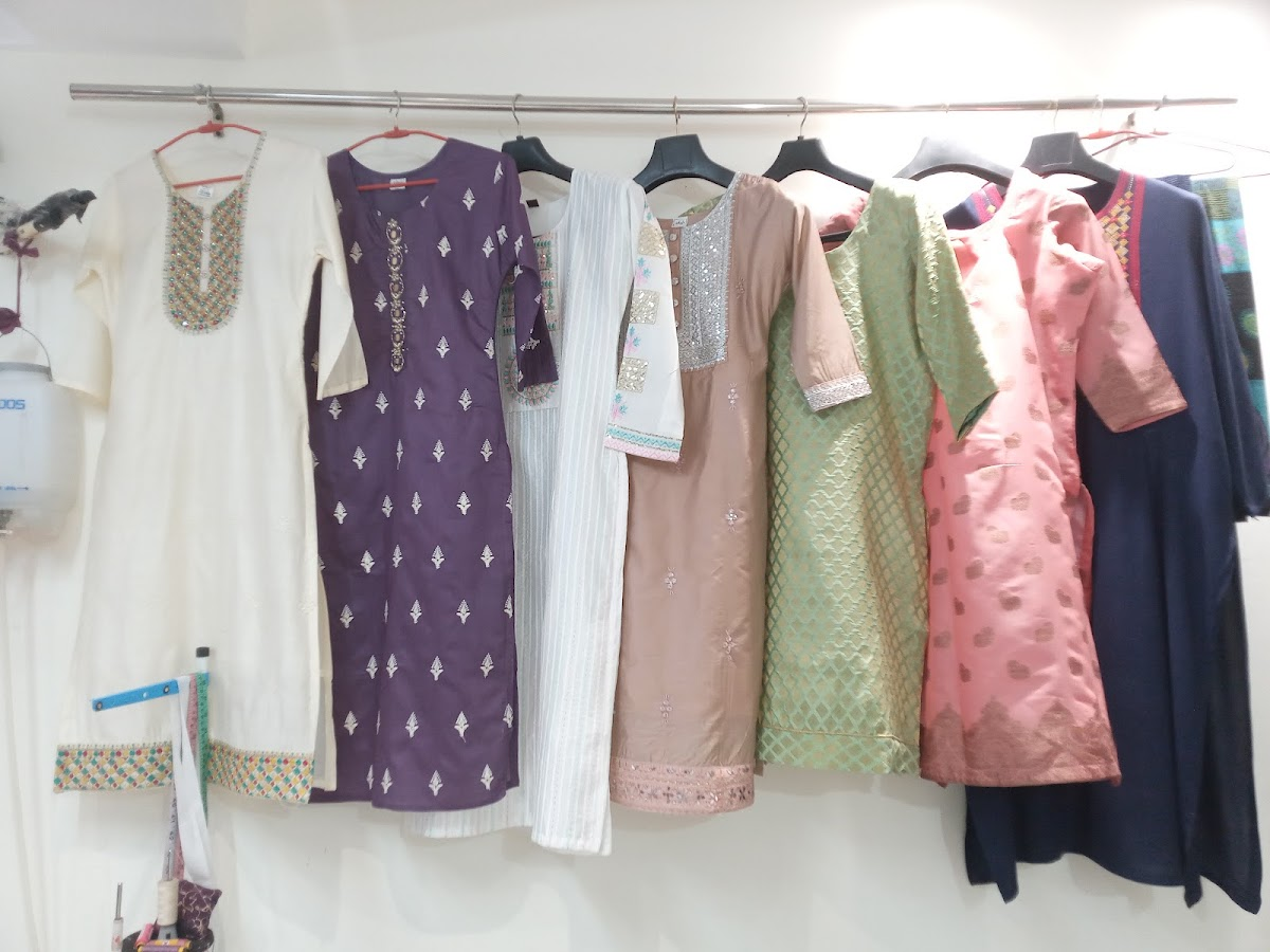Khushi boutique fashion hub — photo 2